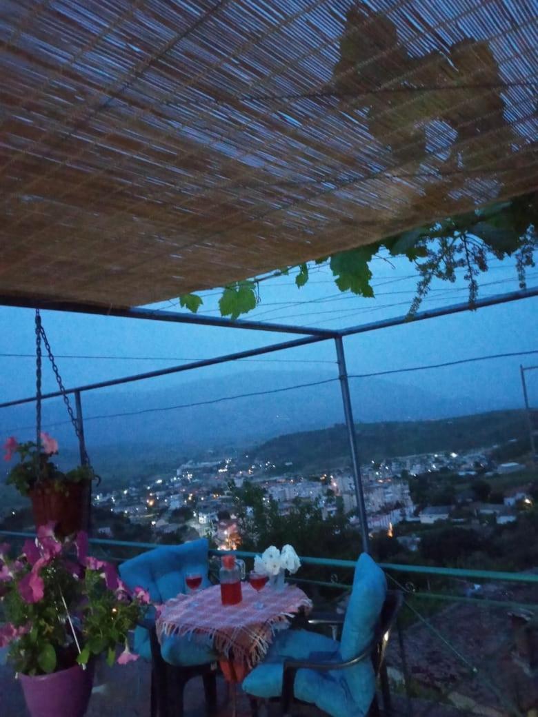 Relax Camping Gjirokaster Ngoại thất bức ảnh