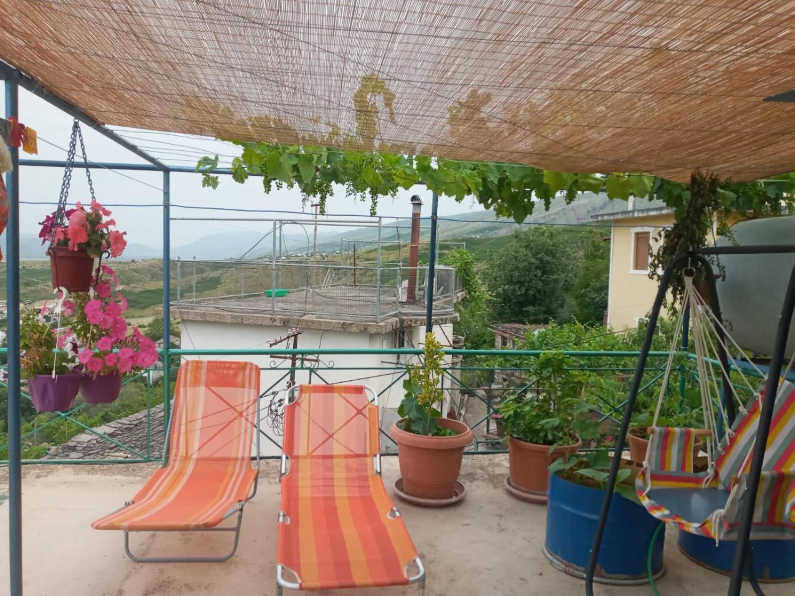 Relax Camping Gjirokaster Ngoại thất bức ảnh