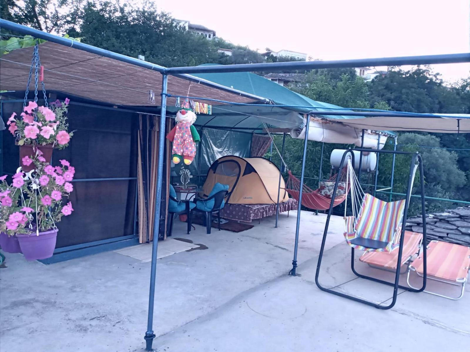Relax Camping Gjirokaster Ngoại thất bức ảnh