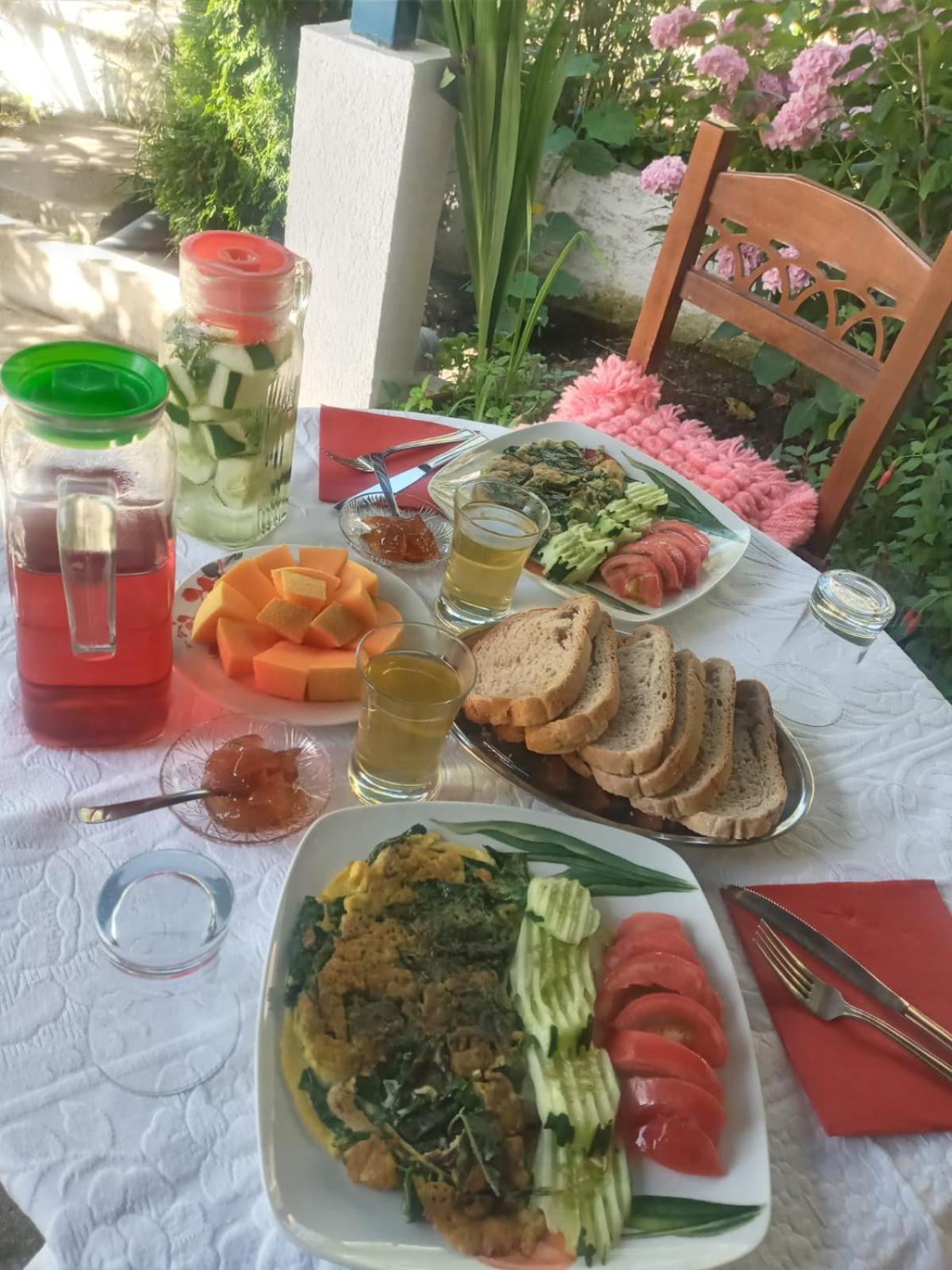 Relax Camping Gjirokaster Ngoại thất bức ảnh